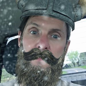 Meet your Posher, Chuck